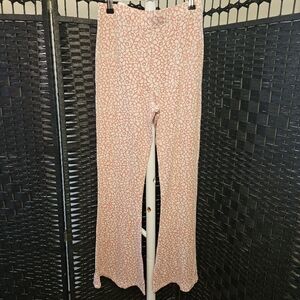 O'Neill Coral and White Patterned Pants